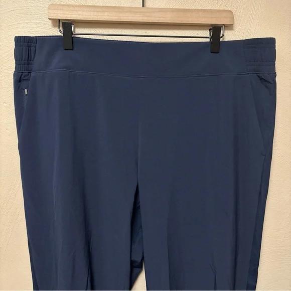 Athleta Brooklyn Jogger Navy Blue Size 18 - Picture 4 of 12